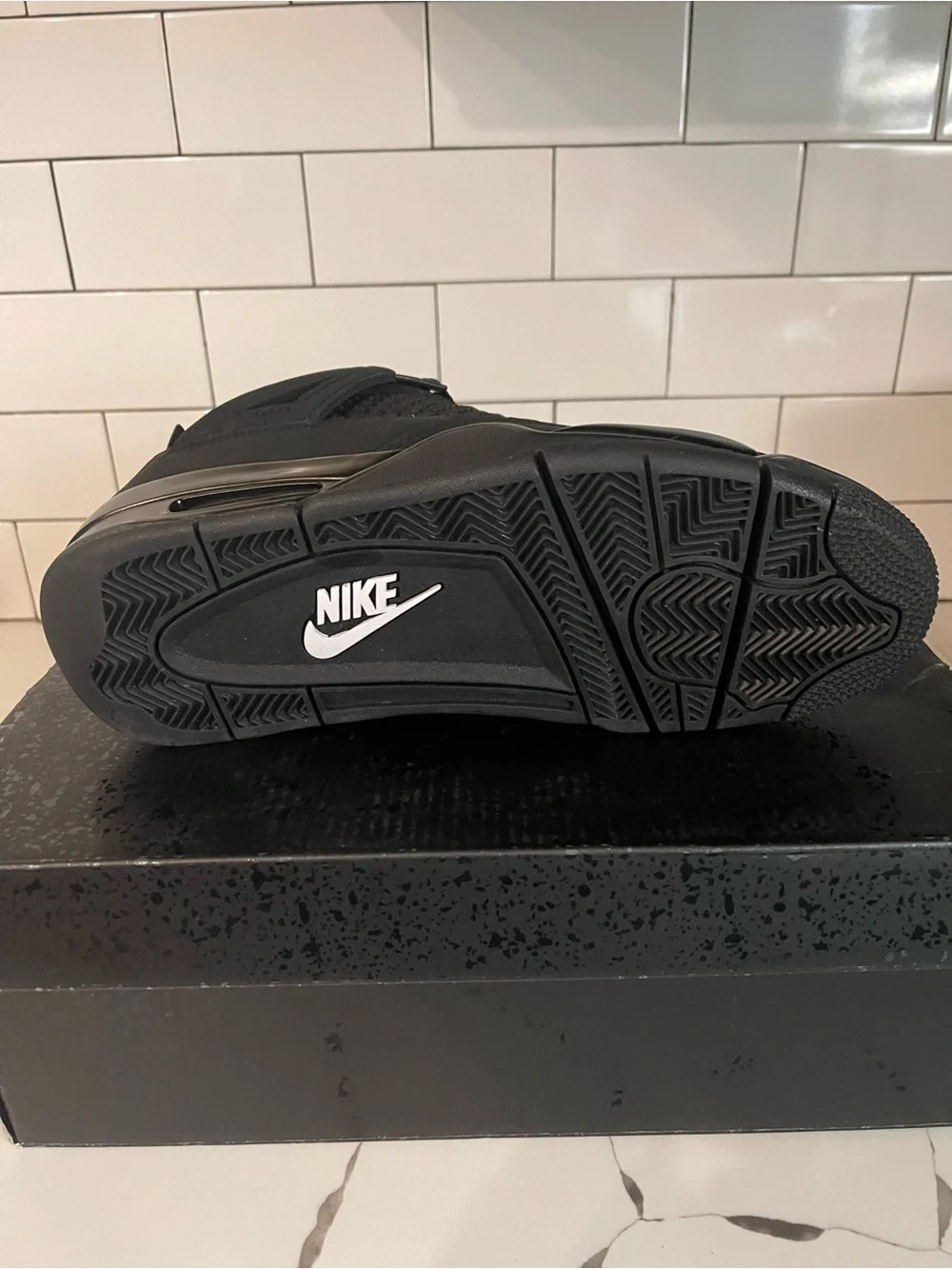 Mens Retro 4 Black Cat Size 8.